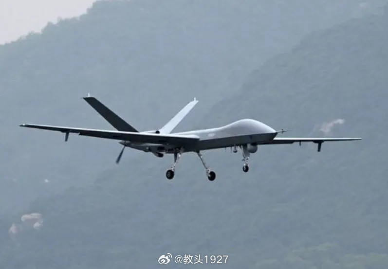 空军航空开放活动航展解读攻击-2是中国自主研发的一款中高空、长航时侦察打击一体