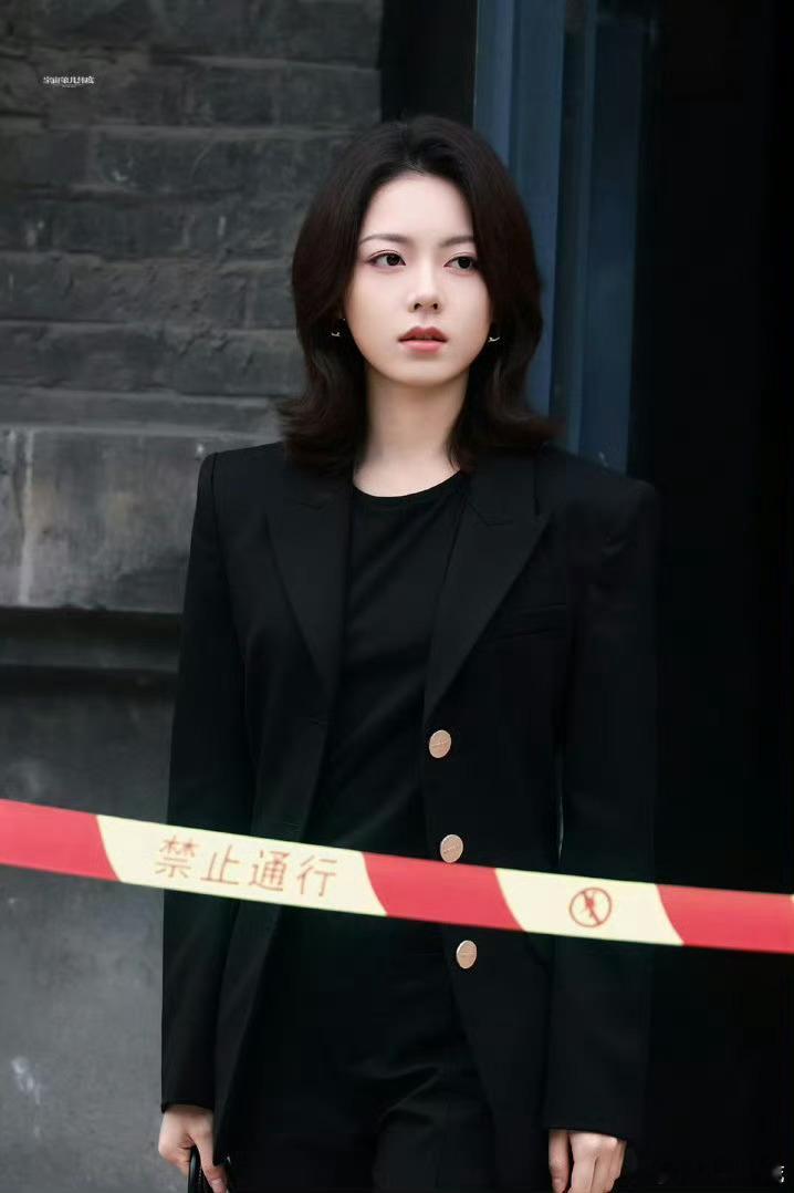 赵今麦短发镜头表现力赵今麦内娱甜妹转型天花板短发尽显骨相美✨赵今麦镜头表现力超稳