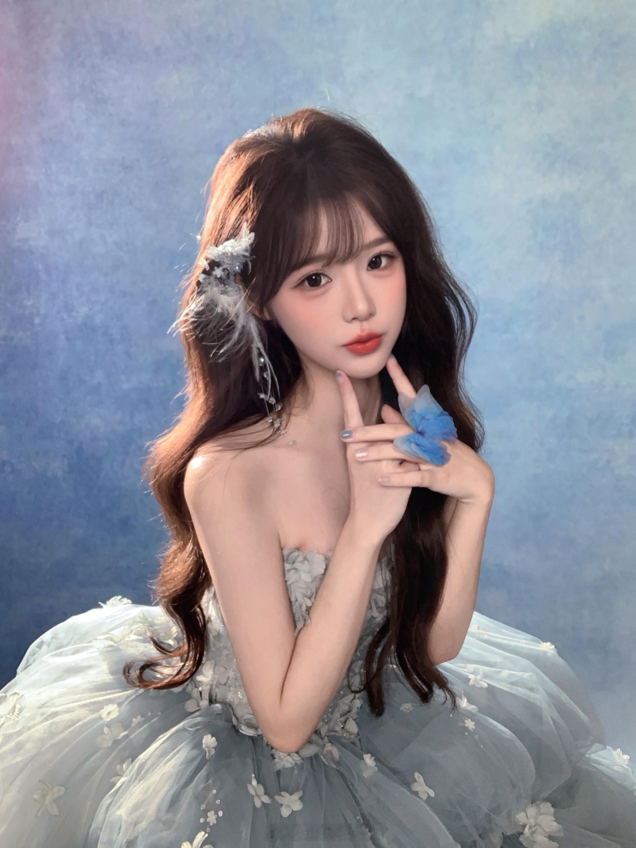 穿上了花神婚纱～💙