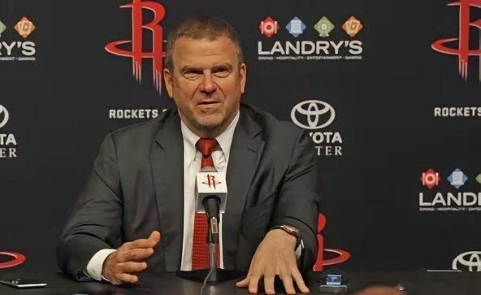 火箭0-3落后，老板需看清三点：1.乌度卡必须换！季后赛被雷迪克完爆，乌度卡上