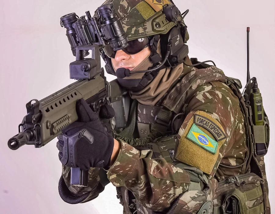 巴西突击步枪，IMBELIA2/5.56和7.62NATO版本。每