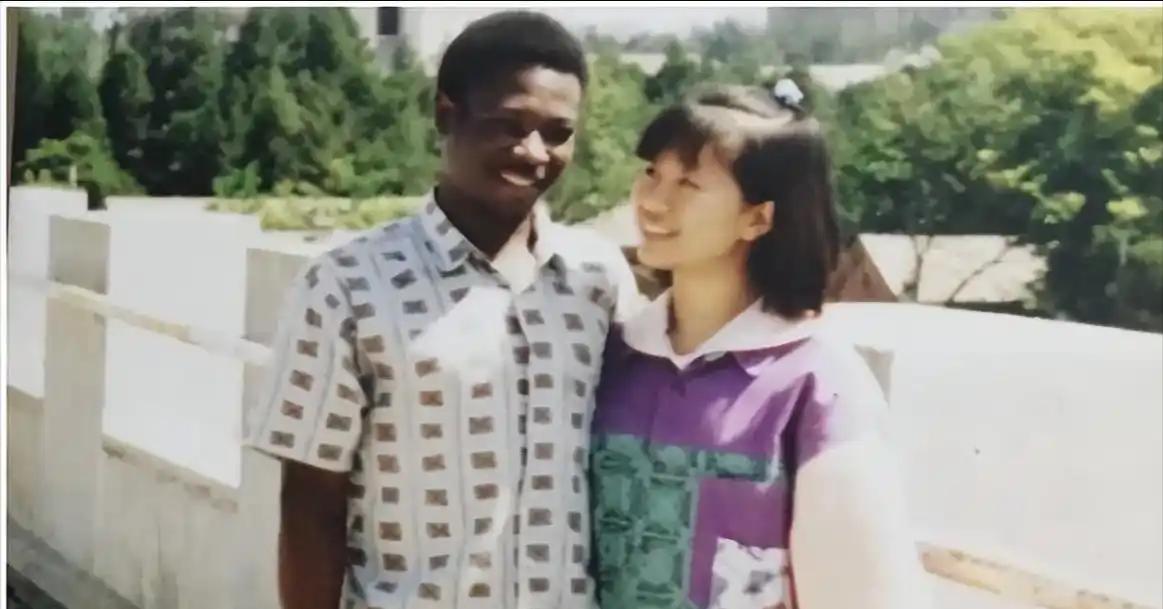 1996年，母亲以死相逼，父亲一夜之间白了头，依然没能阻止清华才女王丽红远嫁非洲