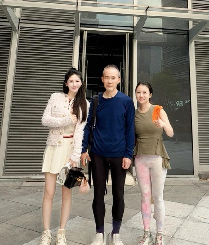 他们说禁止虐待老人。深圳