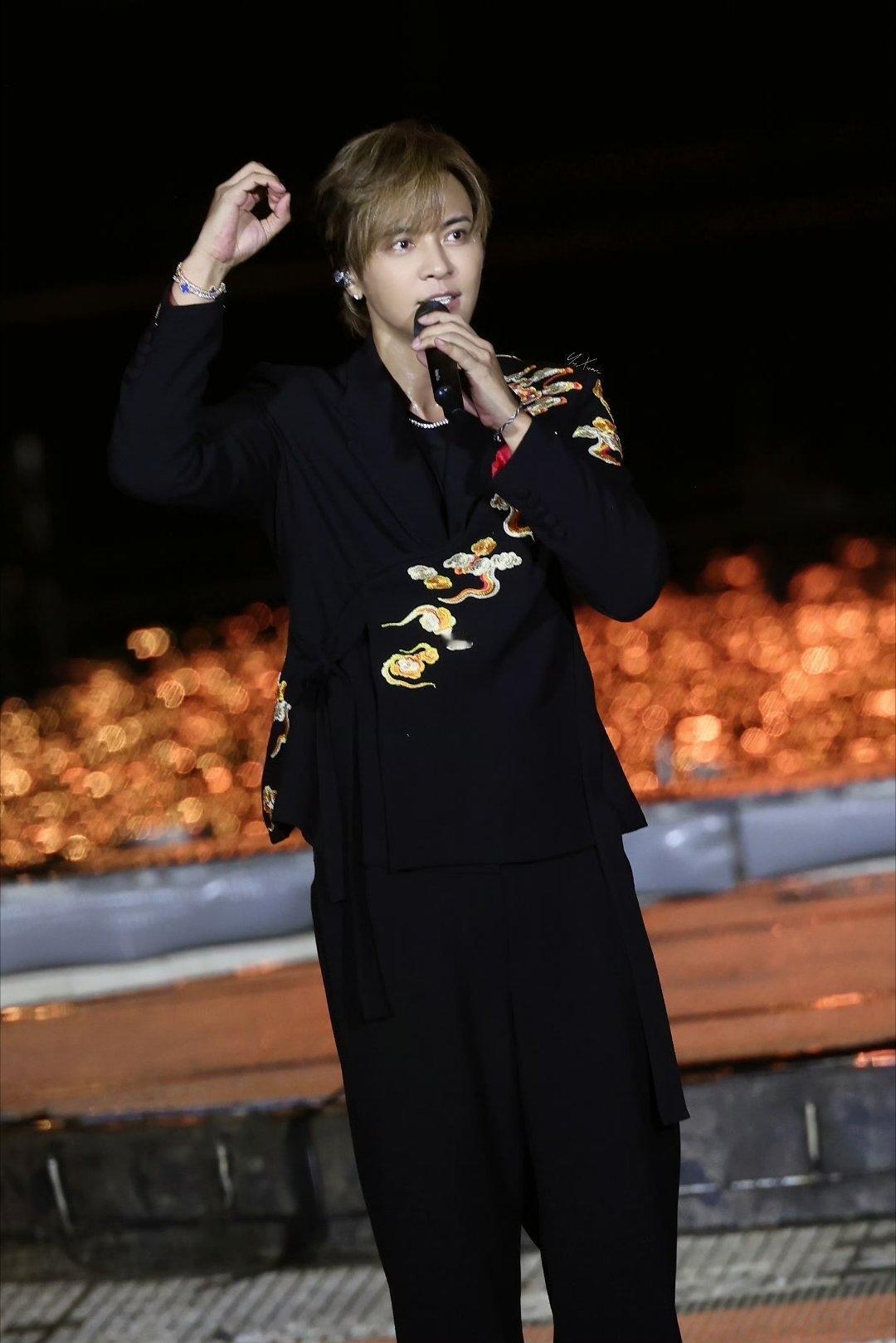 46岁罗志祥在家中猝死这事儿，大家先别慌。热搜一出，不少人吓一跳，但