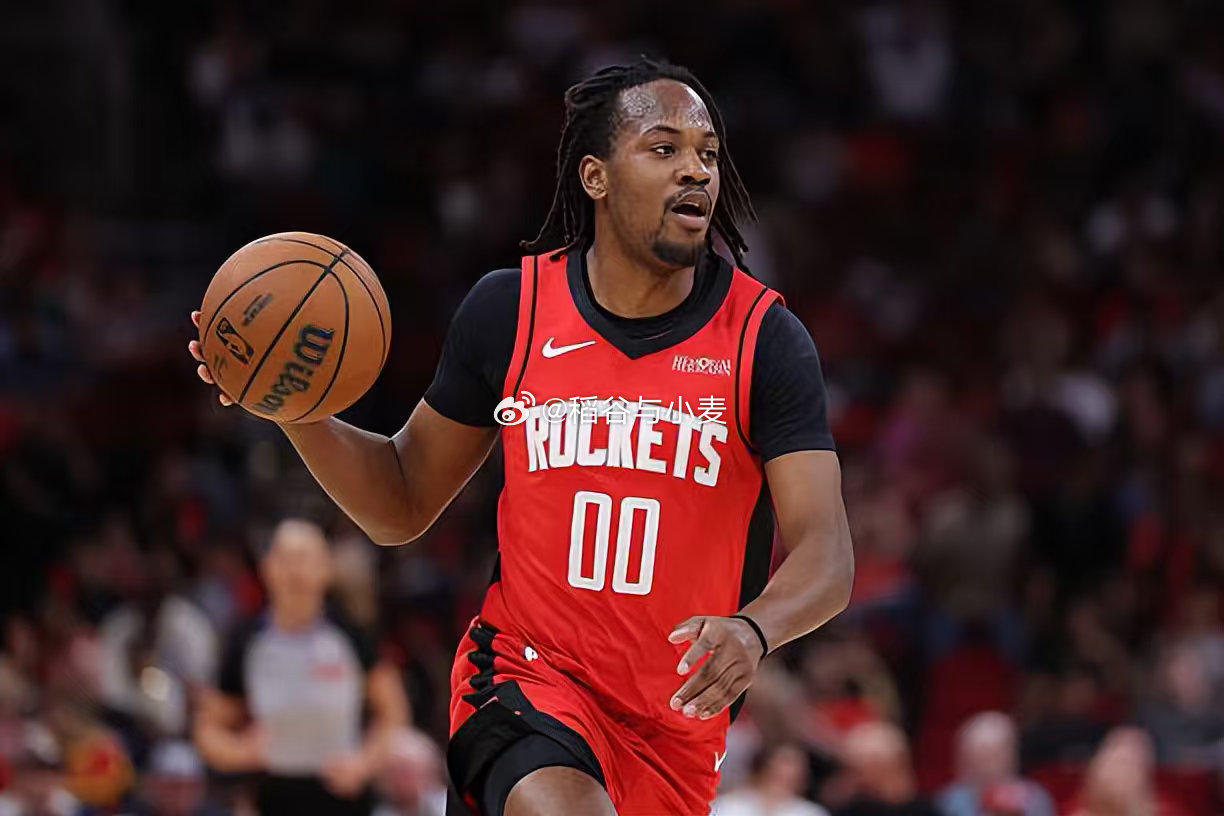 常规赛收官战，双向合同球员特里斯滕-牛顿完成了自己在火箭的首秀。牛顿出场12分钟