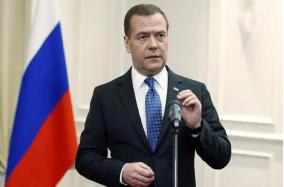 彻底决裂了！俄罗斯安全会议副主席梅德韦杰夫公开表示，有情报显示英国和法国想提供核