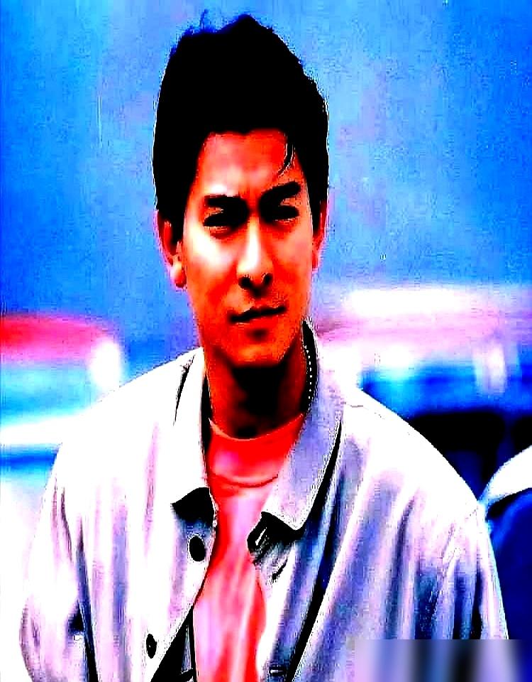 拍吻戏撞掉张曼玉门牙，刘德华却成了艺德标杆？吴镇宇在综艺抖出这段糗事，刘德华