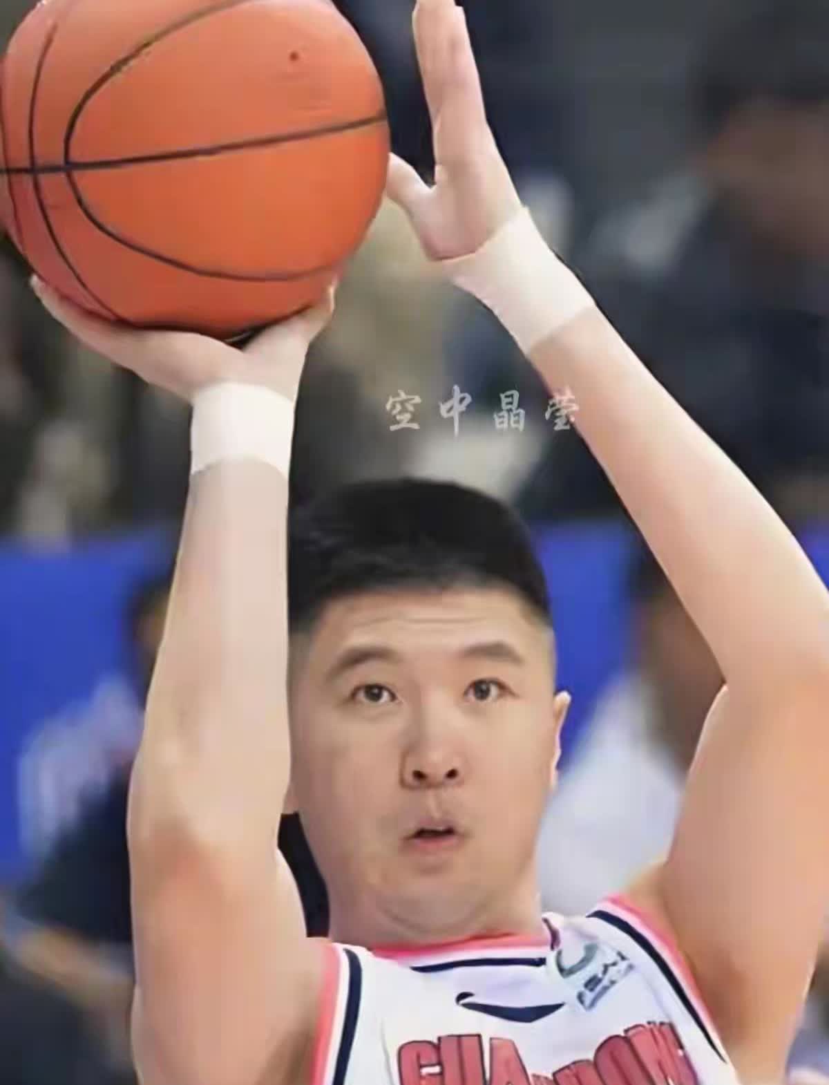 刘炜指导回应王新凯加盟，真的不用担心了刘炜指导回应了王新凯的