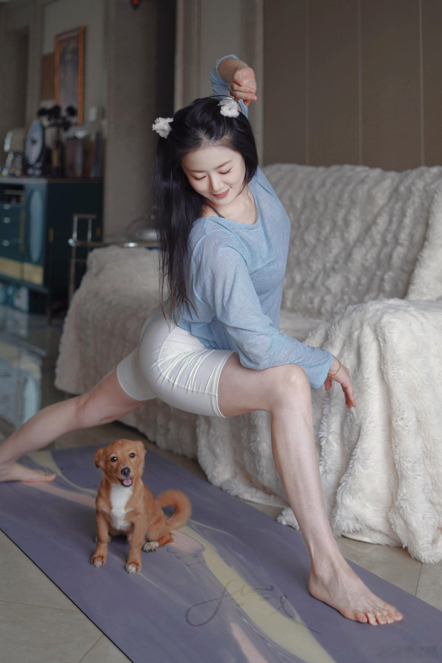 嘻嘻，当我的狗狗也太幸福了吧🐶瑜伽夏日运动企划瑜伽​​​