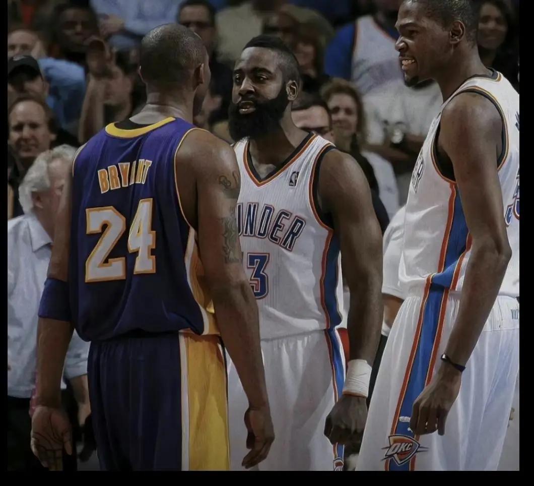 这事哈登没毛病啊，你不提前续约，摆明了明年要耍流氓啊到时候来一句，没错，这就