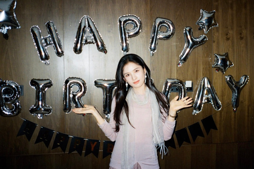 “我拍的|张婧仪🎂”现哥的生日祝福来了李现我拍的张婧仪李现给张婧仪