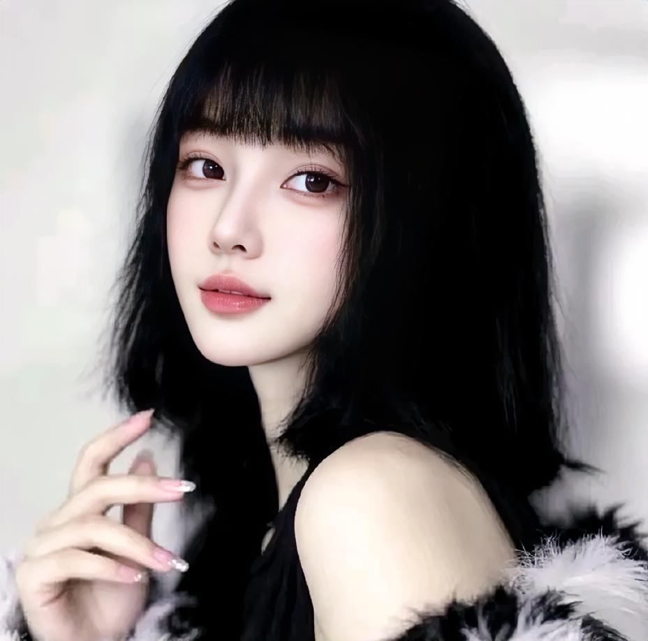 新的一年想多陪陪谁新的一年，我最想多陪陪妈妈。以前总以忙为借口，把“下次一定”