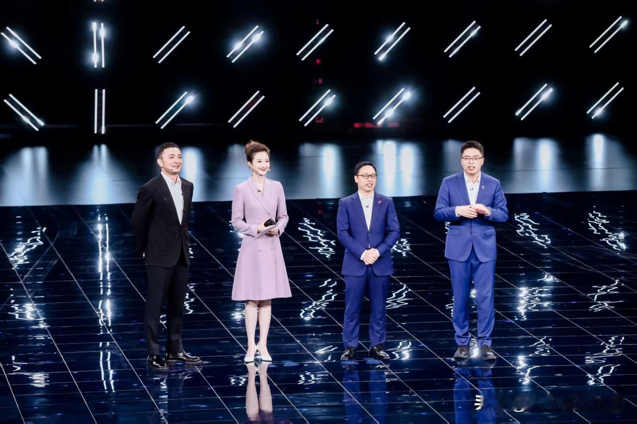 说实话，奕境X9这车让我看到了国产车的野心。奕境X9亮相北京车展，直接对标的是百