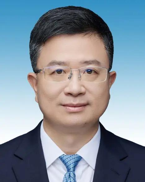 重庆市委常委罗蔺涉嫌严重违纪已被宣布接受调查，他还是重庆两江新区区委书记。罗蔺，