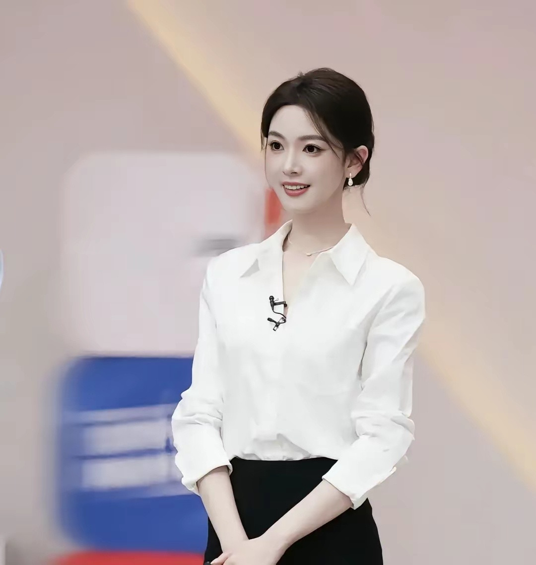陈瑶拍《无心法师》岳绮罗时单集片酬2万，6年后片酬降到8000一集，同期陈都灵单