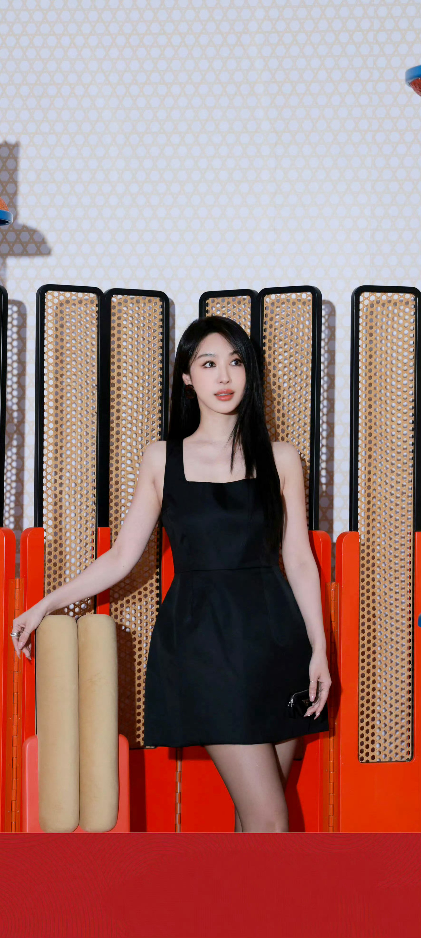 李菲儿x黑丝启动​​​