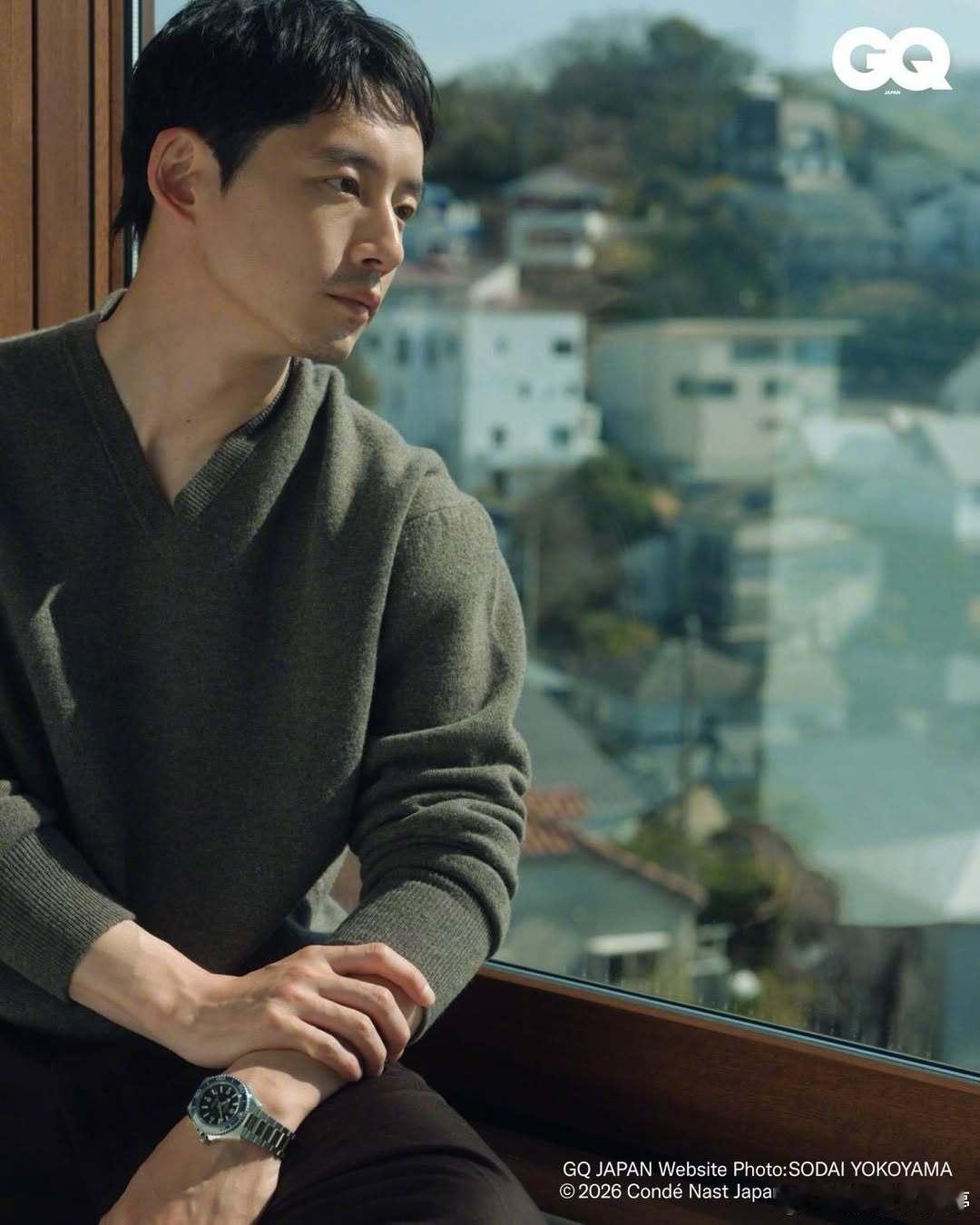 【李准基+坂口健太郎+柯佳嬿共同出演亚洲合作新剧《绑架游戏》！】李准基已确认