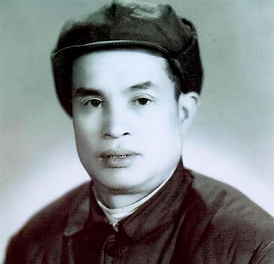 1936年，毛主席警卫员身患重病，医生竟然将他活着推进太平间，毛主席下令严查，原