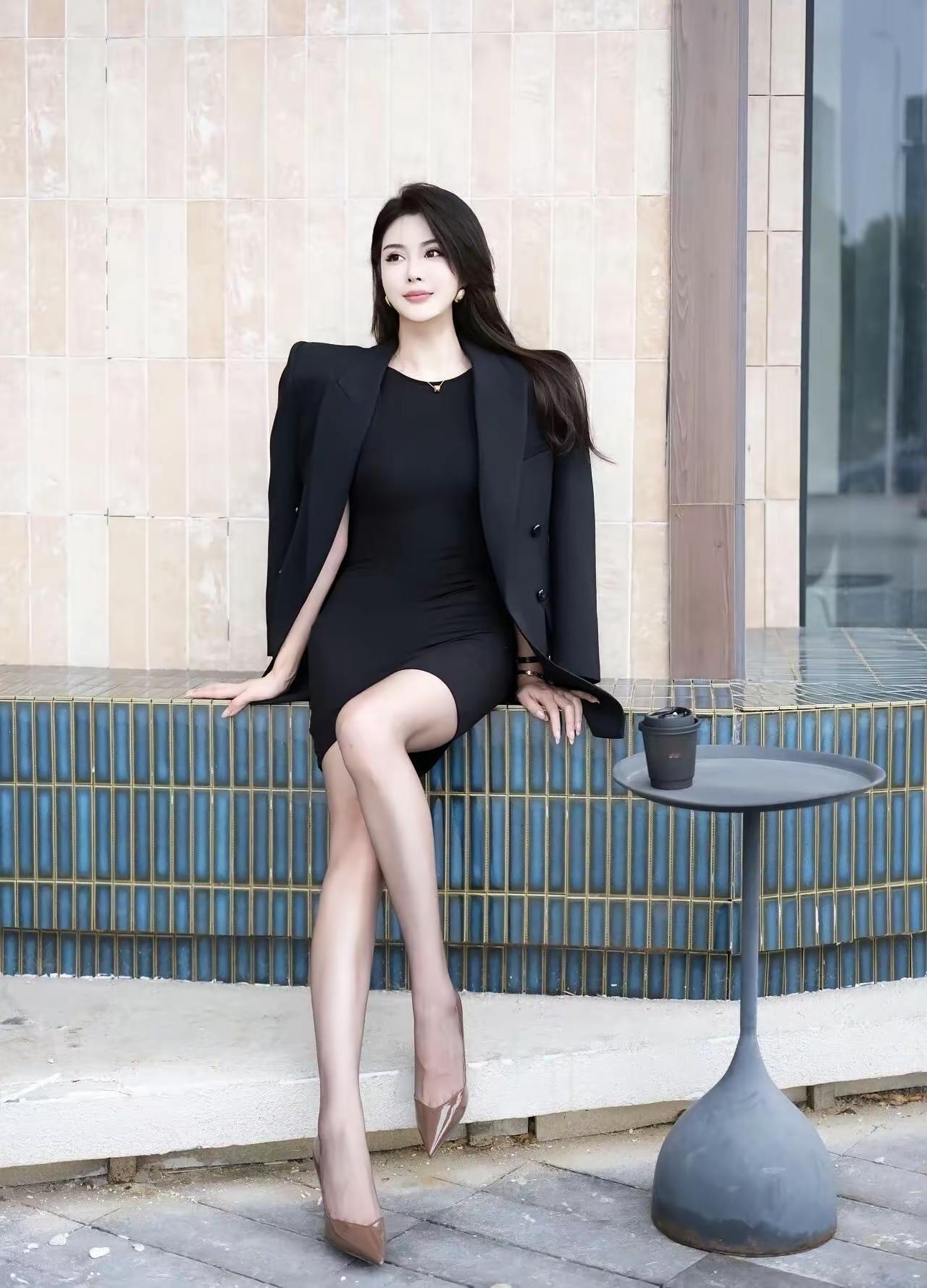 有些东西有的人，得到未必是福，失去未必是祸。人生各有渡口，各有各舟。你以为的遗憾