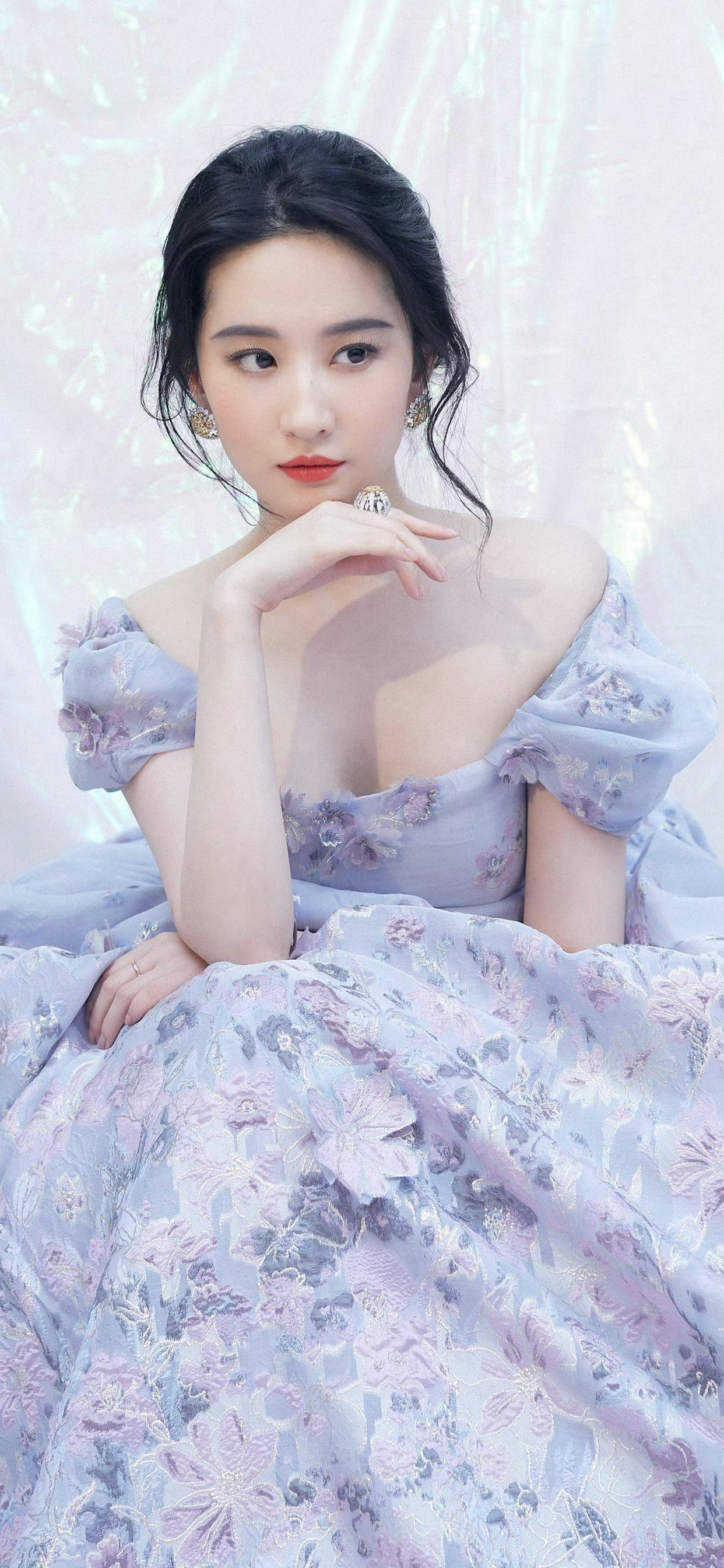 一眼沦陷！刘亦菲的美从不是形容词，是“不可方物”本身​​​