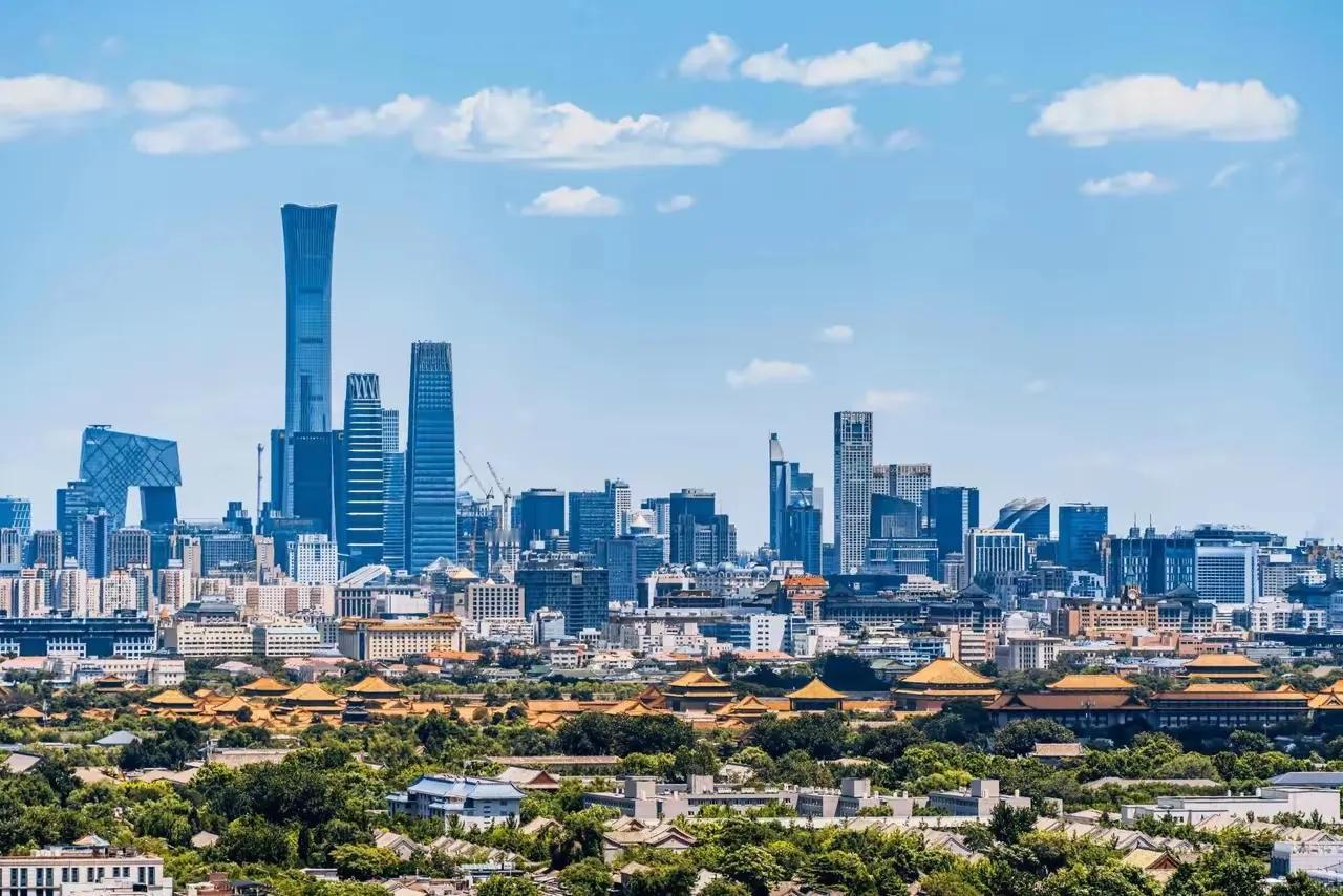 7月24号，欧盟的冯德莱恩、科斯塔已经抵达了北京，准备参加今天将举办的中欧峰会。