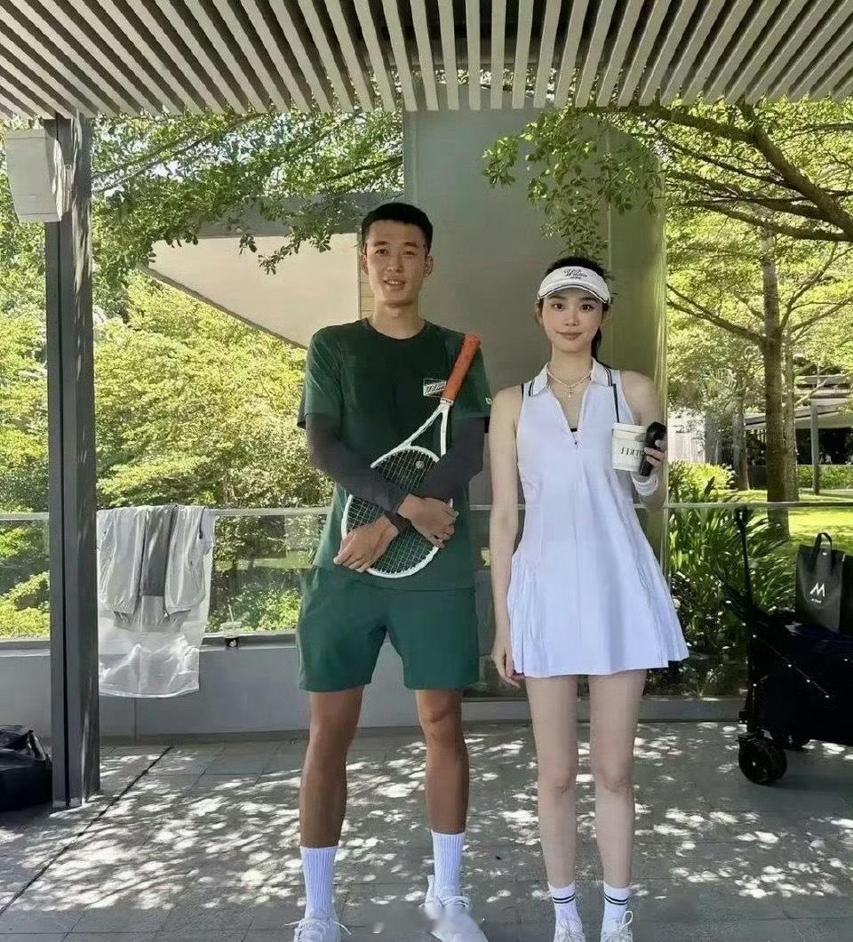 电视上看着一般般，真人巨漂亮