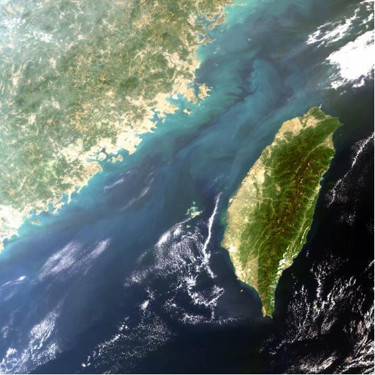 若真走到以军事手段解决台湾问题那一步，其棘手程度恐怕远不是俄乌冲突能类比，难度差