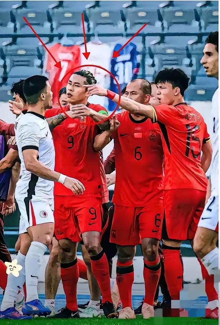 国足现在估计脸都挂不住了。​他们怎么也不会想到，​球迷抵制赞助商的动作，直接