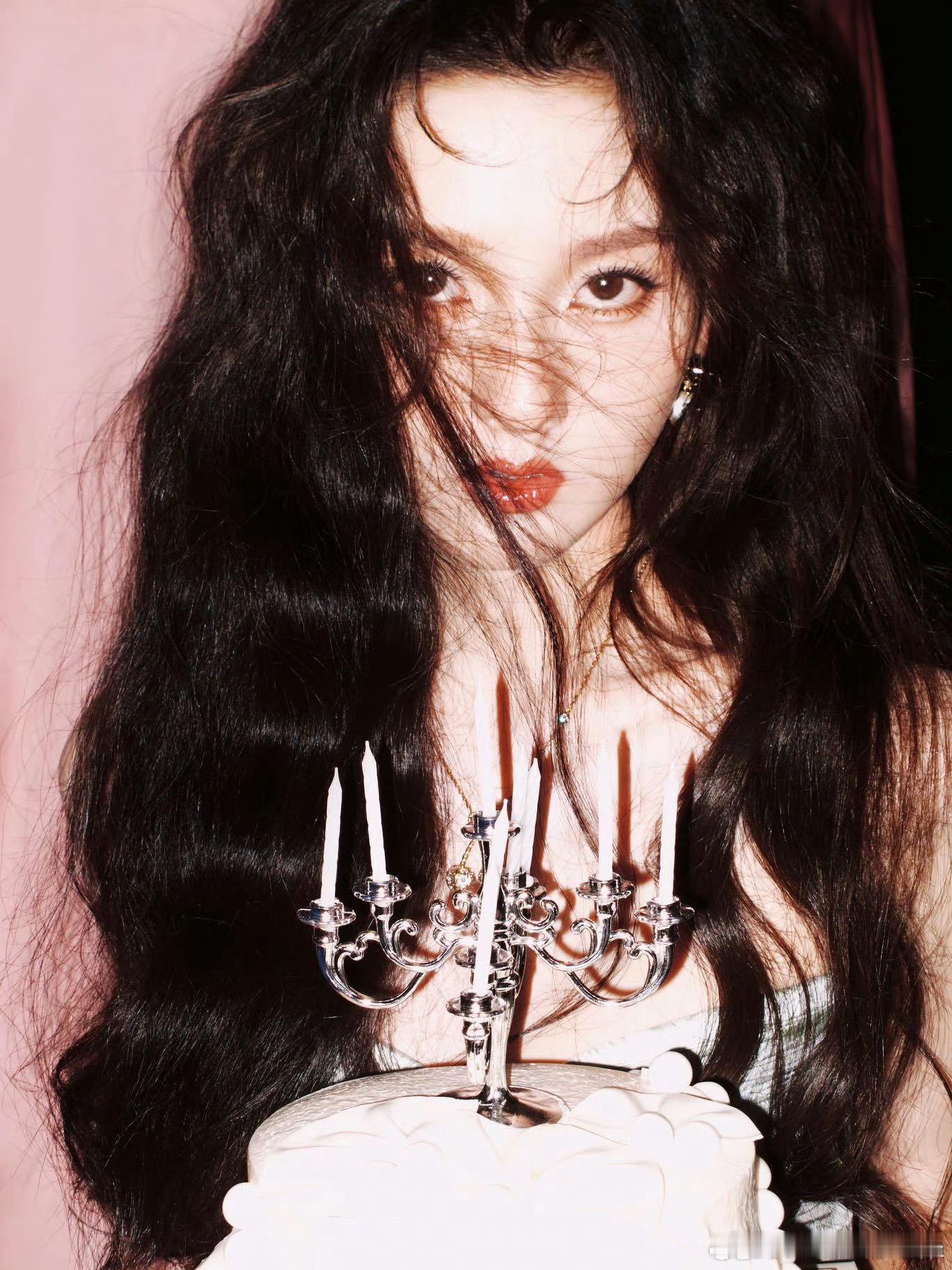 宋祖儿粉丝开始维权，要求工作室回应之前疑似宋祖儿小号被扒一事，你怎么看？宋祖儿工