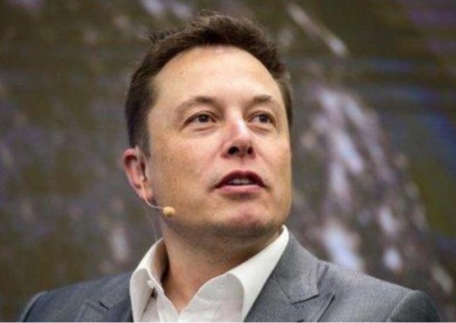 马斯克发出震撼预言！他表示，在未来，世界上或会有300亿-500亿台人形机器人，