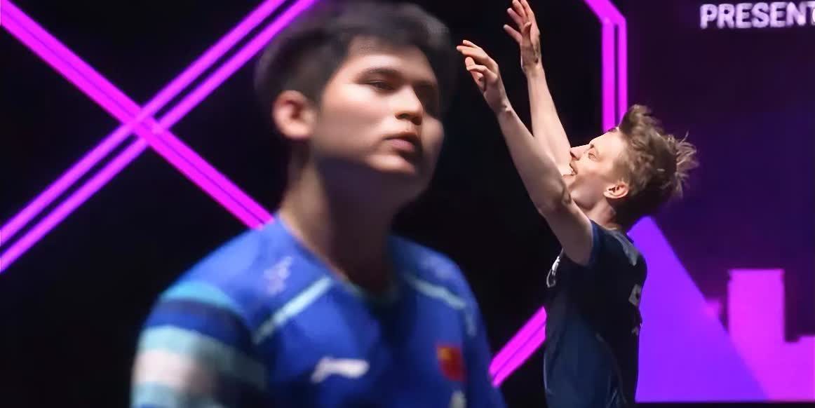 说林诗栋输了也无所谓的人看过来，明明他就很无奈呀，当站在赛场上时，谁