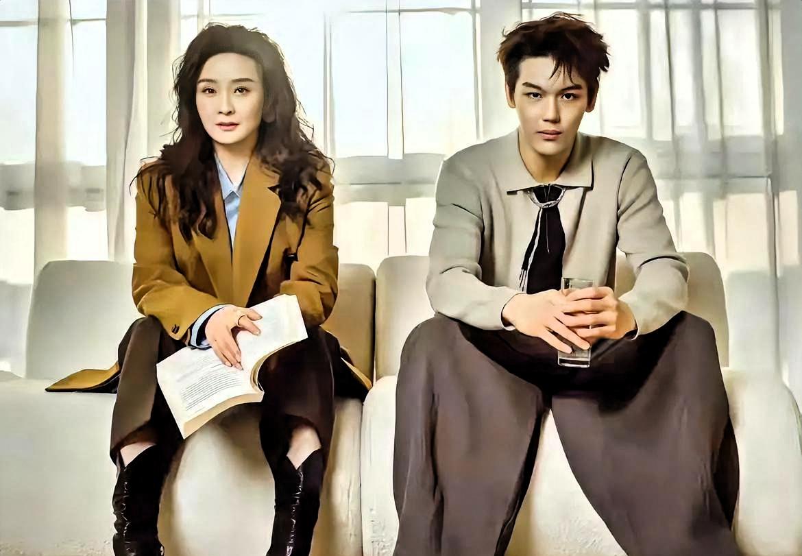 王艳儿子球球长大了，但我记住的还是他小时候那句话刷到王艳儿子球球的近照，愣了