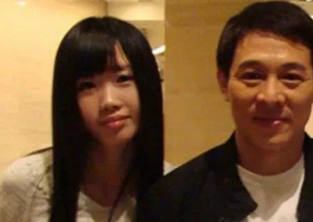李连杰，万万没想到啊，4个女儿两任妻子所生，其长相天差地别！前面两个女儿都是与