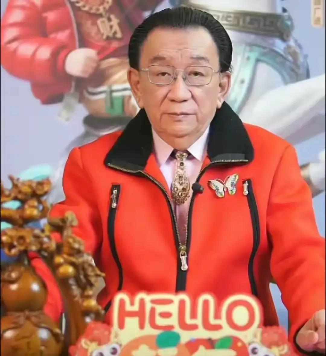 干闺女拜师那天，他被全桌冷落天津一家老酒楼，摆了十几桌。侯二按辈分该坐主桌