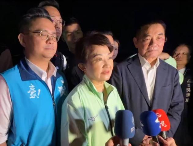 郑丽文前脚回到台湾，卢秀燕就高调表态站队了！ 4月12日深夜，台中市长卢秀燕