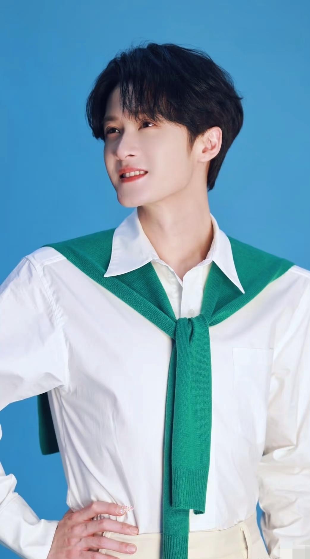 接到檀健次狮王的电话了，居然是短信通知+电话通知的吗？收到了一个广州的电话，寻思