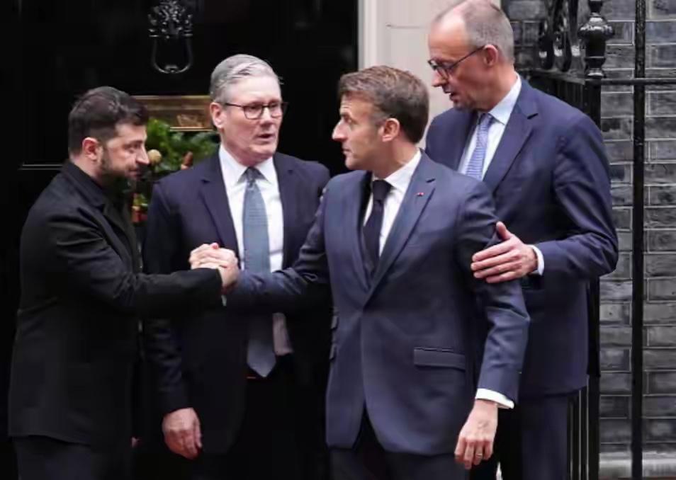 欧洲会谈结束，泽连斯基大反转，特朗普辛苦半年和平计划泡汤环球时报12月10日