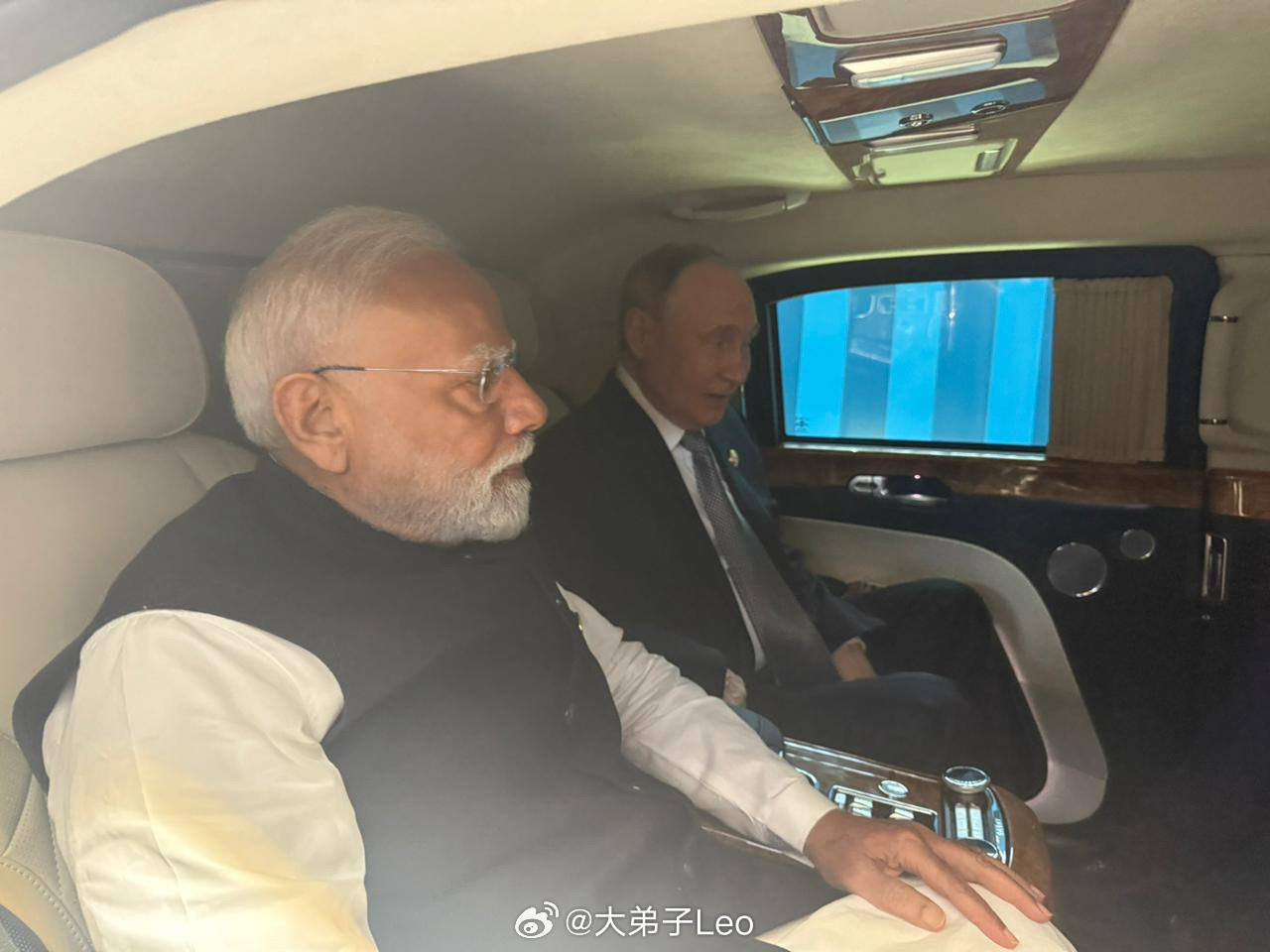 莫迪体验了一把普京的阿鲁斯​​​