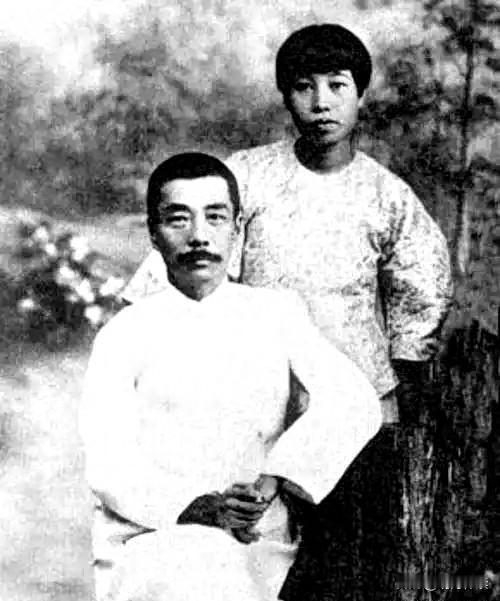 一位情感专家说：“你睡过的女人不一定爱你，跟你在一起的女人也不一定爱你，甚至你俩