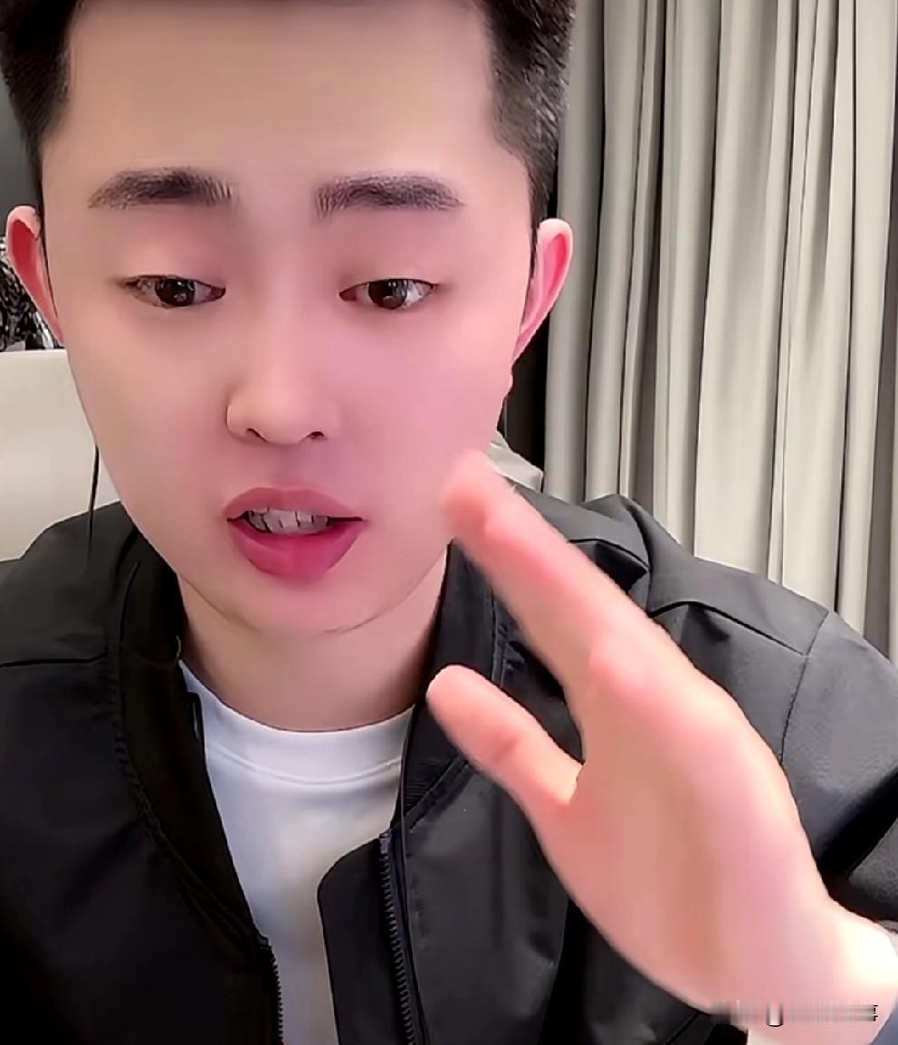 巴扎黑憋屈窝火！尽心为天佑婚礼帮忙却落不是，欺负人。  