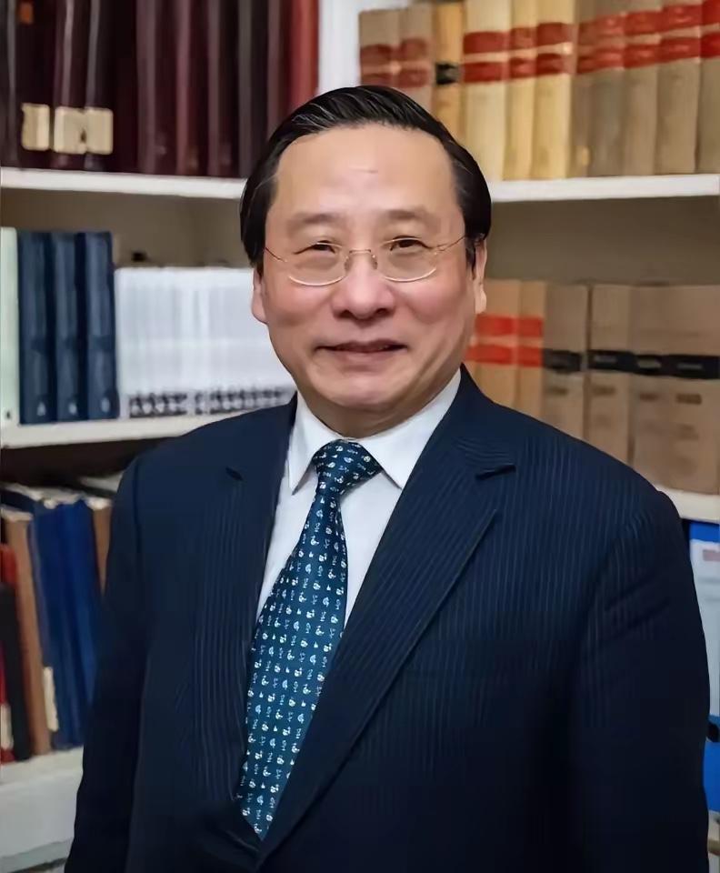 牢A又爆金句。一句“地狱也有十八层”，令到和他连线的高志凯脸上绽出姨母笑。牢A