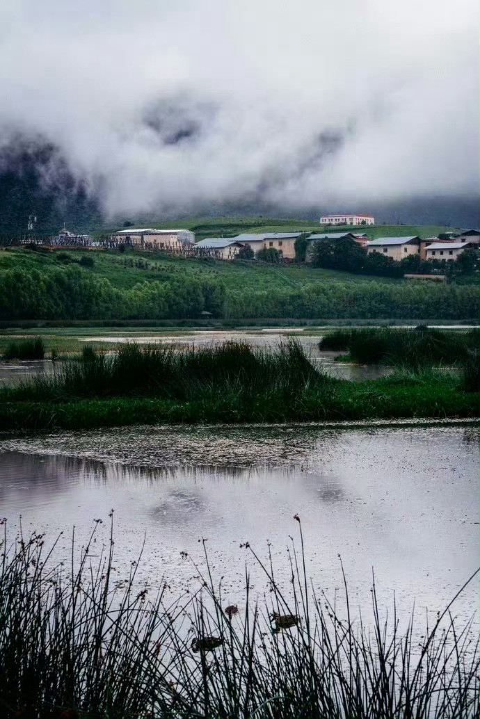 神奇的香格里拉，举世无双的人间天堂。