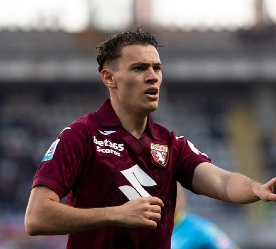 新球员没买到，阿斯拉尼却要被退货！根据记者莫雷托刚刚发布的消息，都灵队在考虑是否