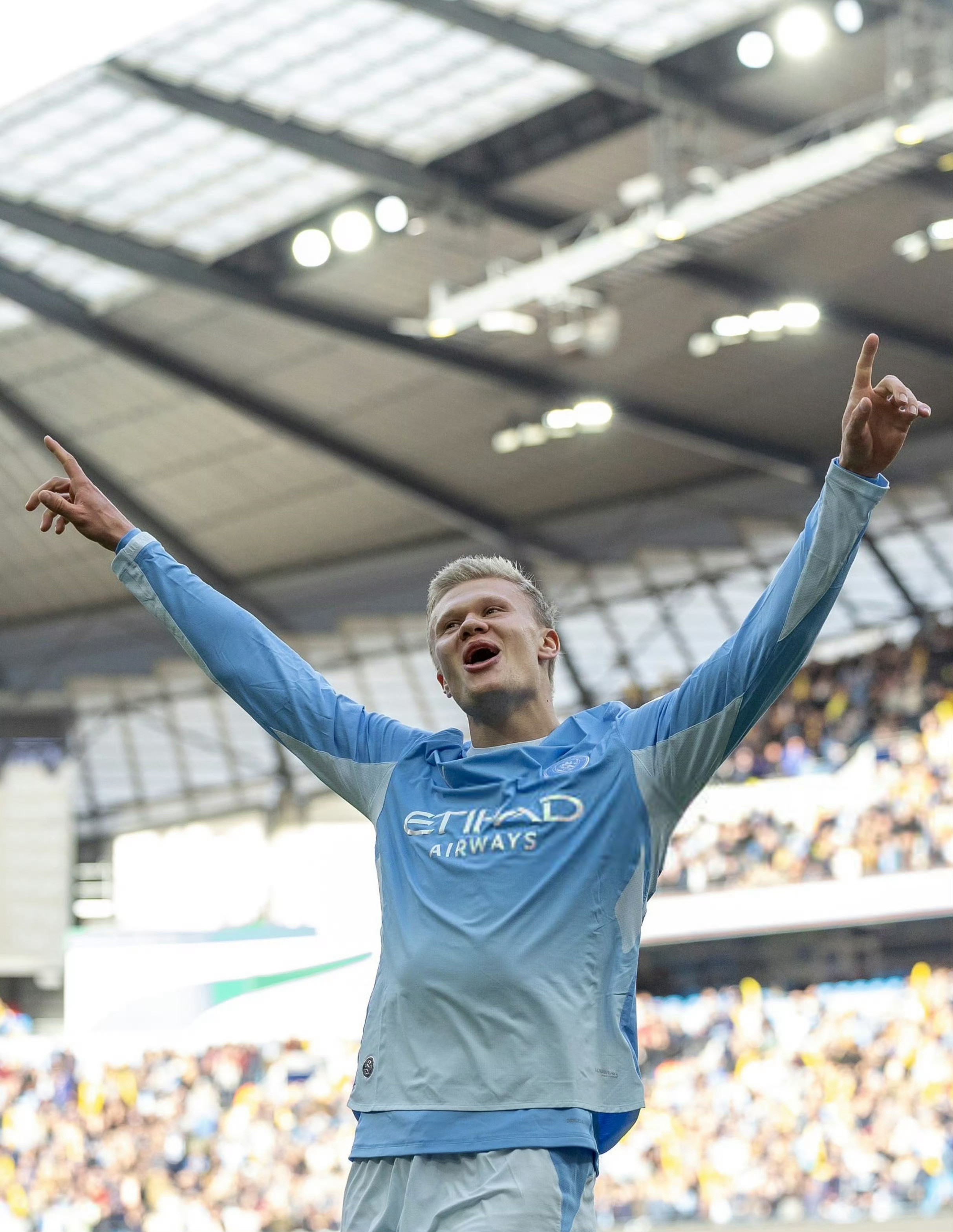 统治级表现！曼城开局七连胜，刷新俱乐部129年百年开局纪录英超第7轮较量结束，曼城历经苦战3-2击败