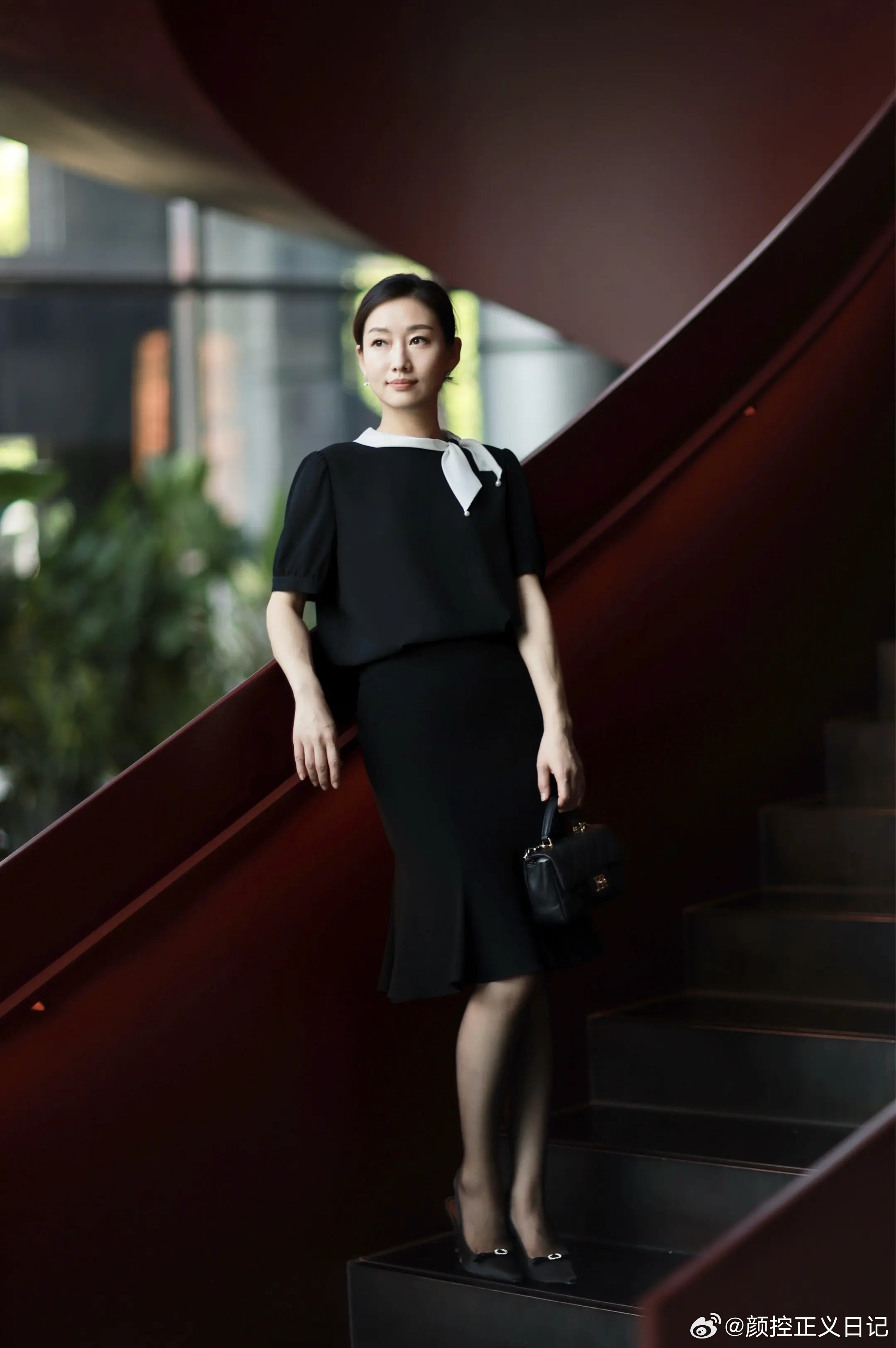 轻熟女神范儿这气质