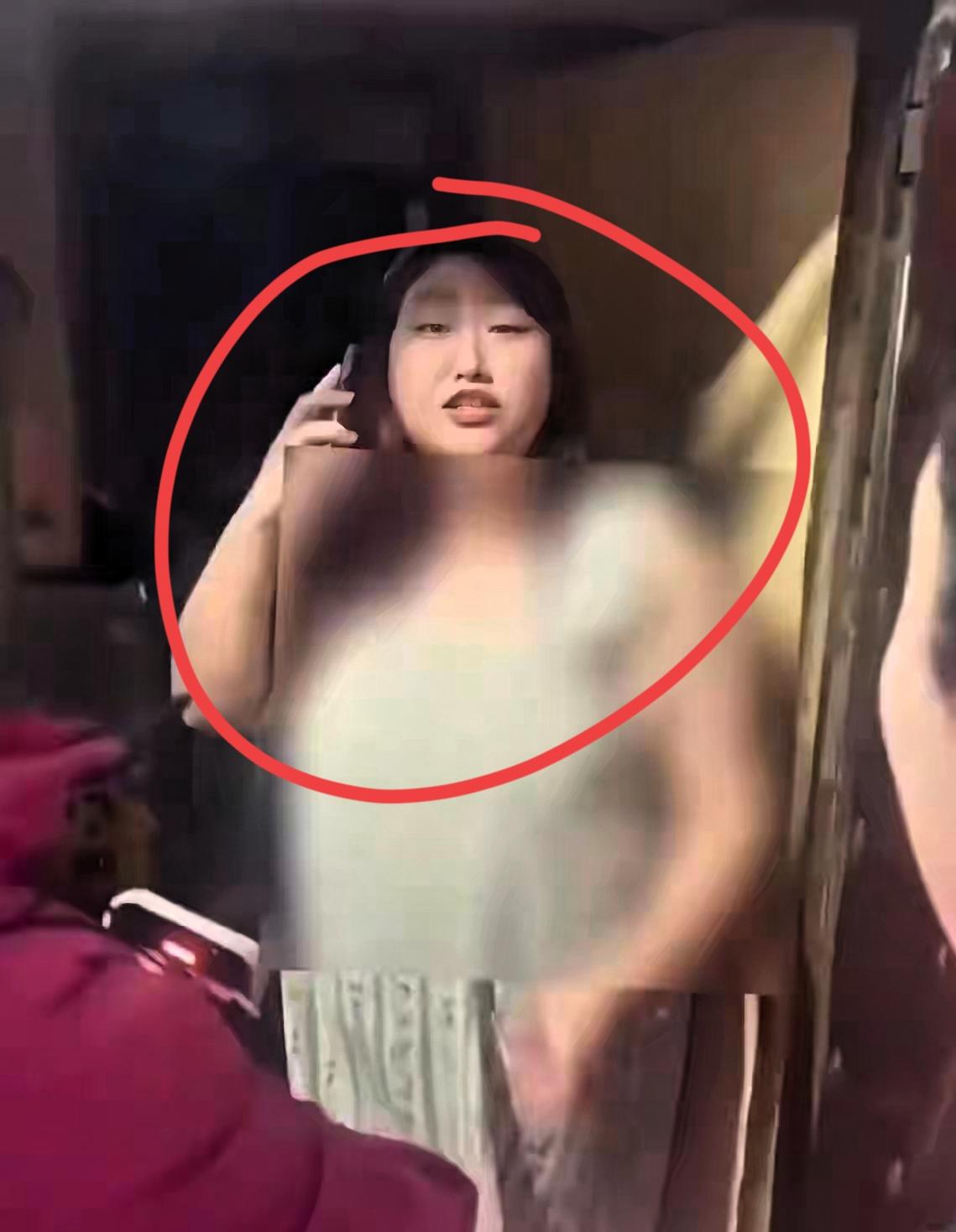 真的活不起了某团下单的榴莲刚下肚女子反手就点了“仅退款”。商家找上门讨