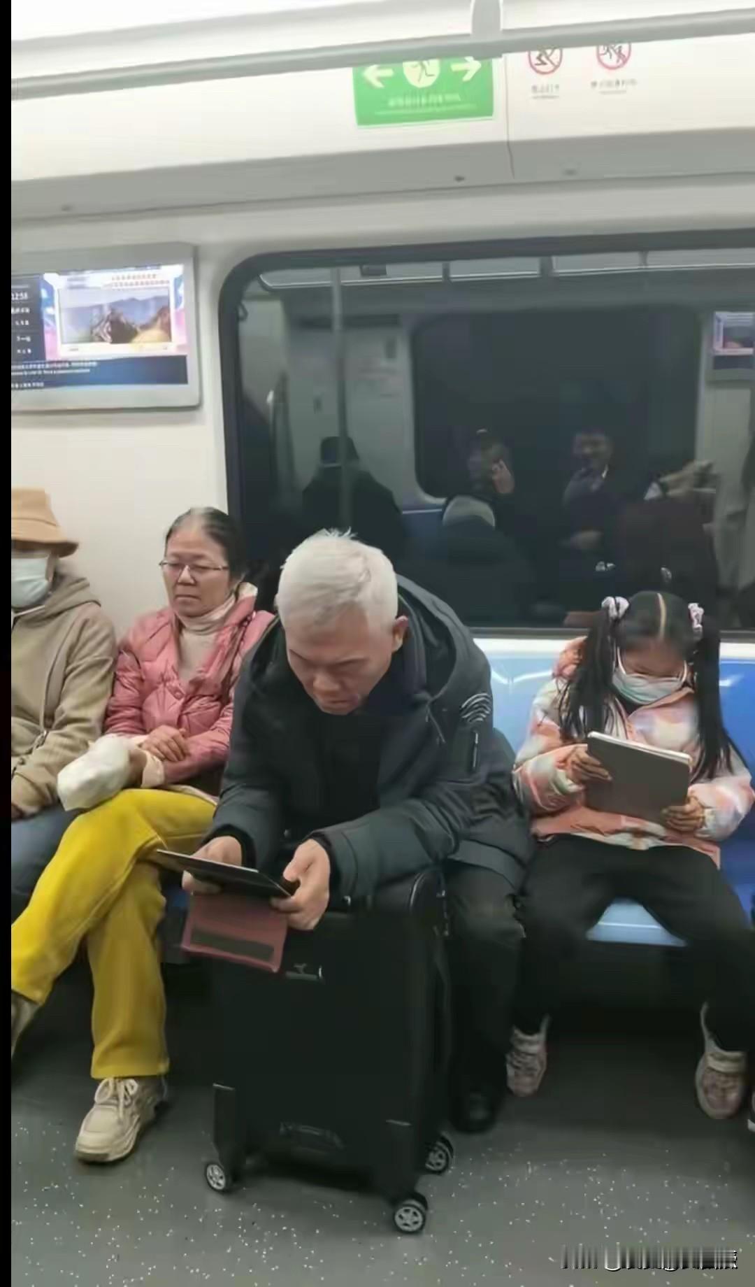 估计全国90%的人的，都认识他吧？