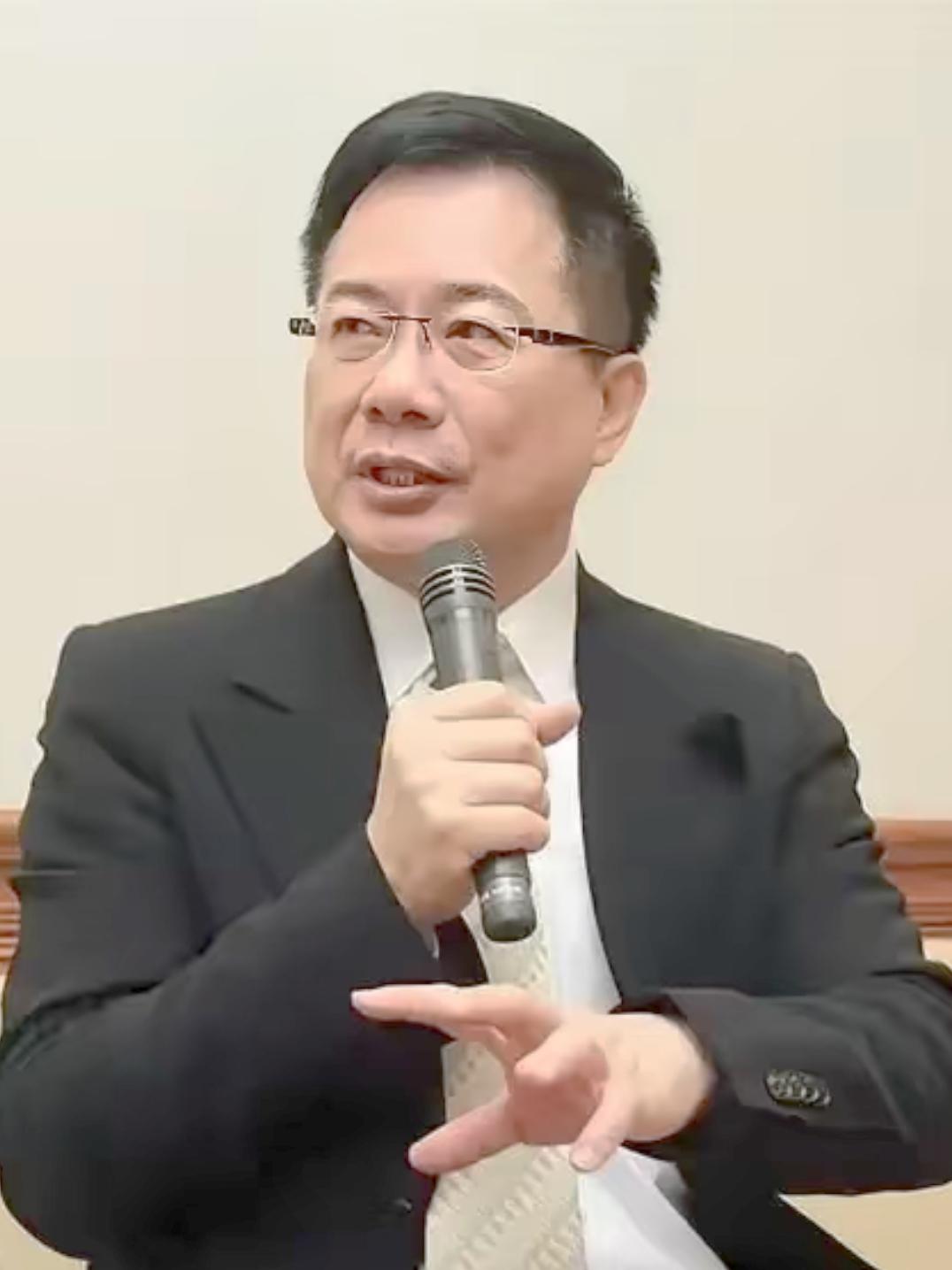 蔡正元说：雄而不霸的结果，注定在国际上是不会有真正朋友的。蔡正元这话戳中关键