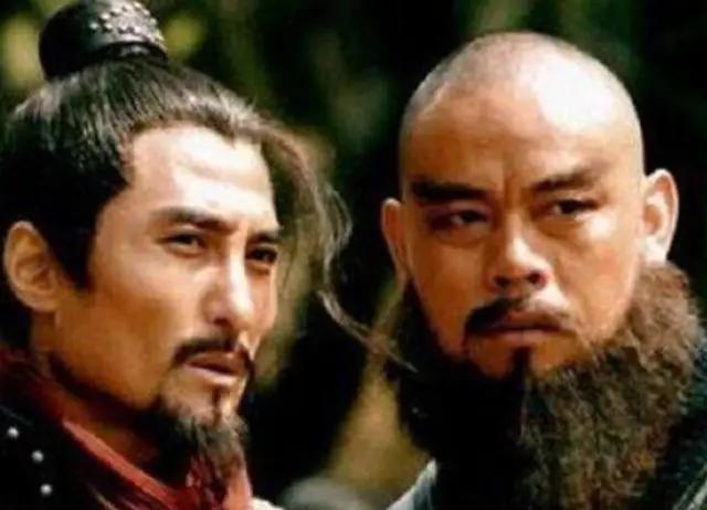 桃花山一战，分出五位梁山好汉武功高下：呼延灼和鲁智深谁最强？桃花山当时的寨主