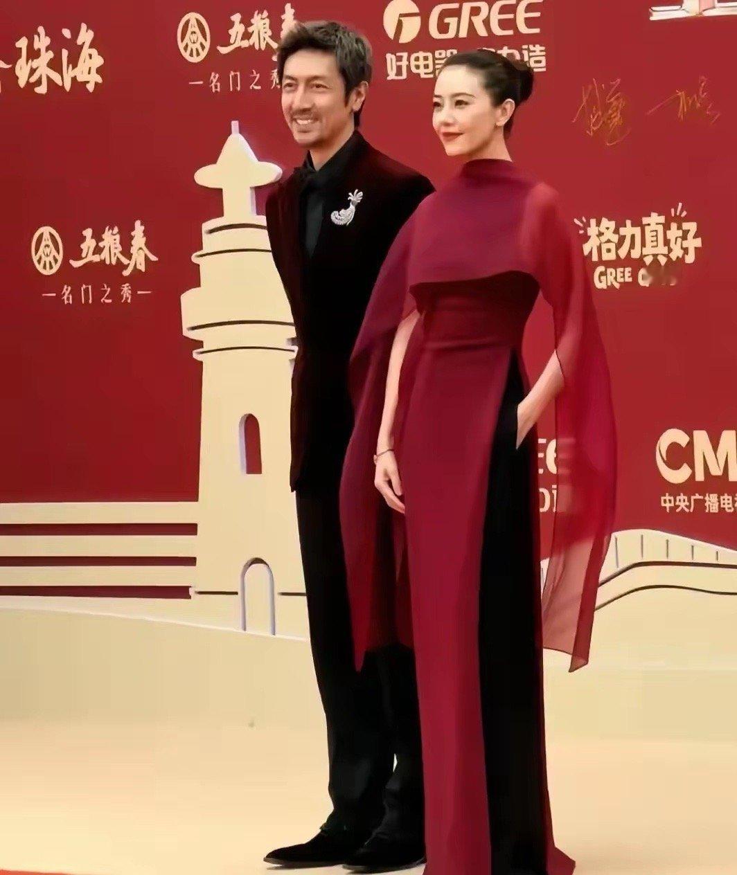 高圆圆有一个特别让人上头的优点，可能很多女性都没注意到，你看，虽然她都46岁了，